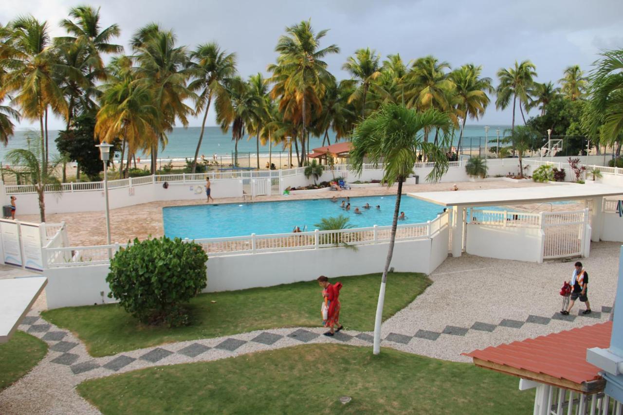 Hobie Oceanfront Apartment At Isla Verde San Juan Zewnętrze zdjęcie