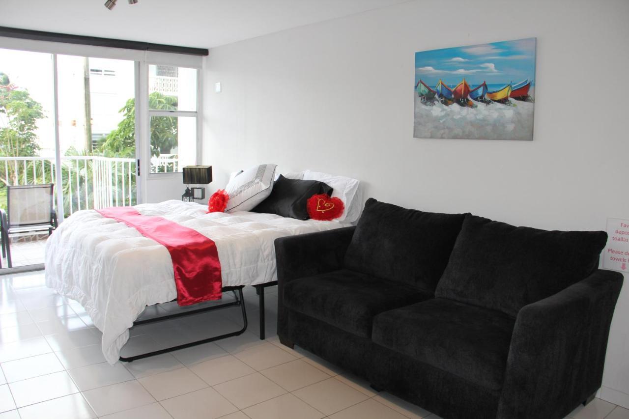 Hobie Oceanfront Apartment At Isla Verde San Juan Zewnętrze zdjęcie
