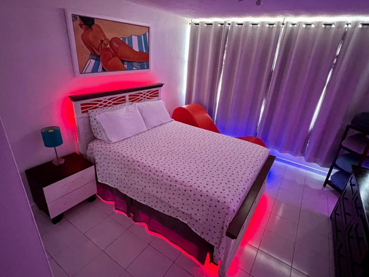 Hobie Oceanfront Apartment At Isla Verde San Juan Zewnętrze zdjęcie